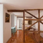 Flh Bairro Alto Bright Flat